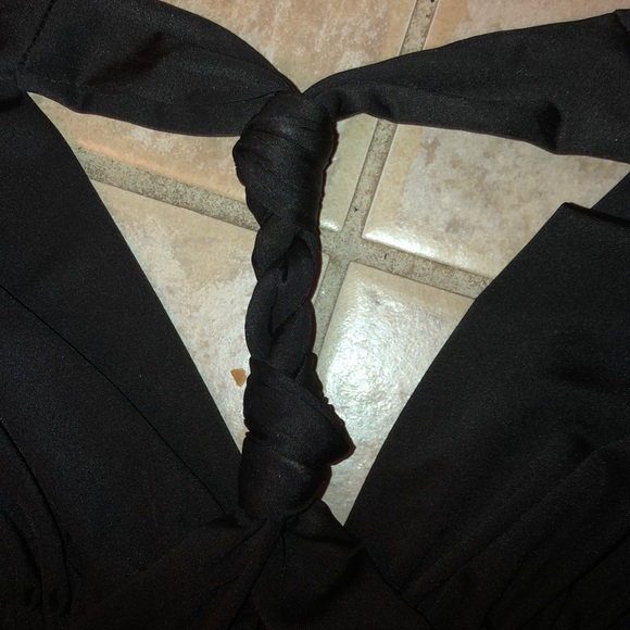 ROBIN K. BLK PUCKERED FRONT BRAIDED T-BACK BLOUSE - Picture 4 of 8